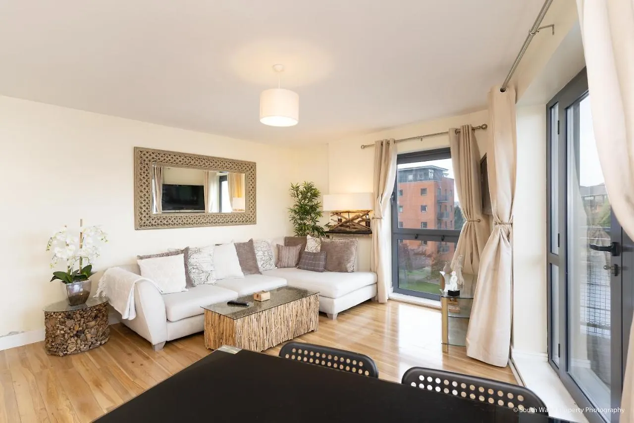 Cardiff Bay Flat With Water Views Appartamento 0*,